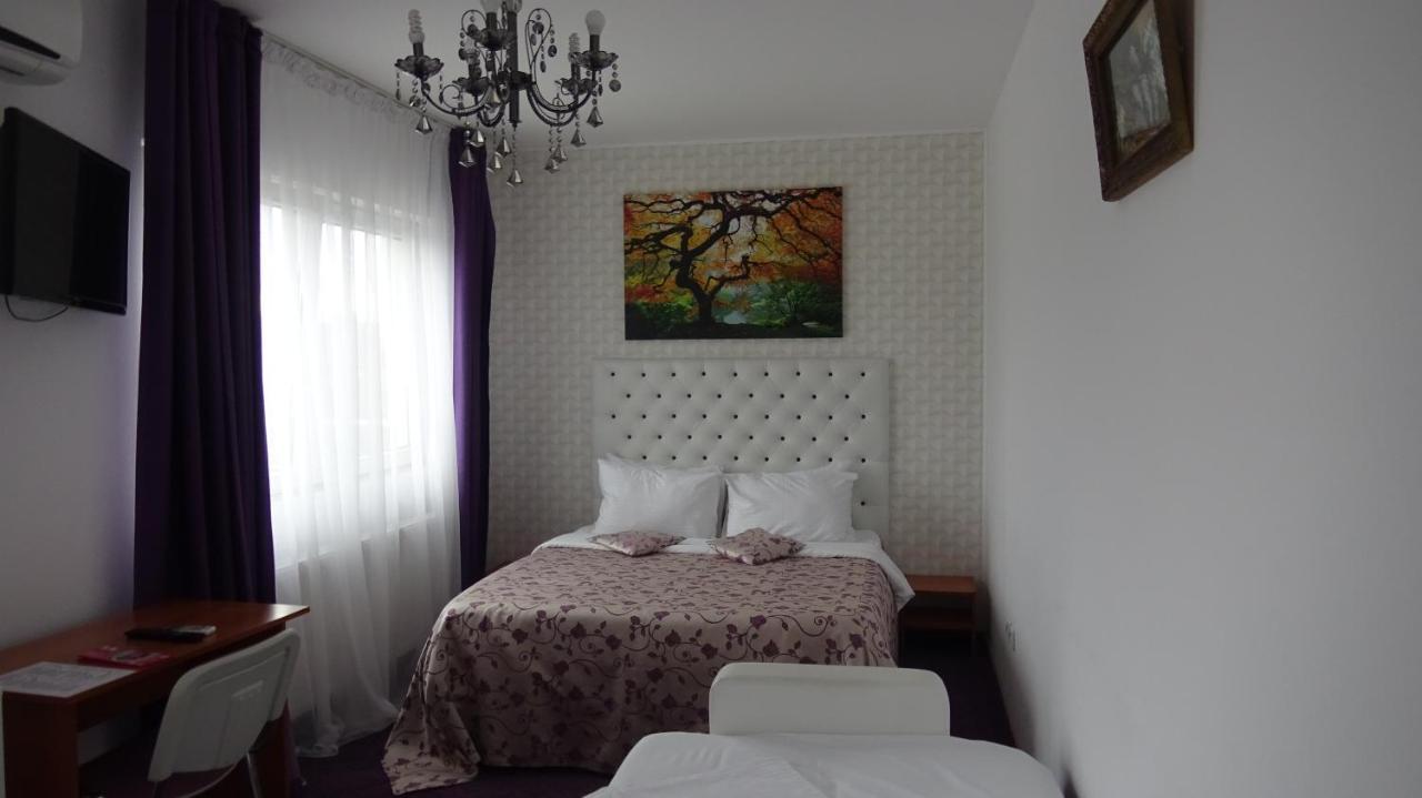 Iris Boutique Therme & Bucharest Otopeni Airport Exterior foto