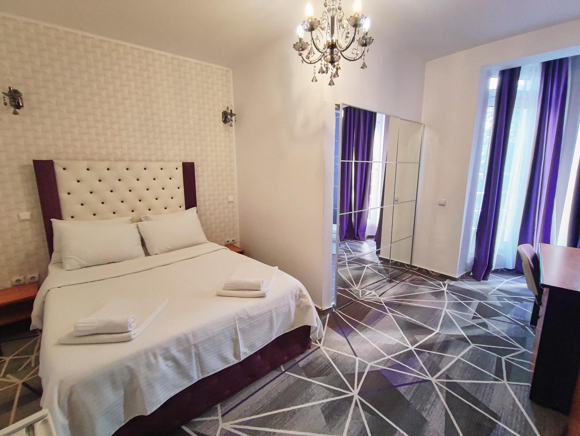 Iris Boutique Therme & Bucharest Otopeni Airport Exterior foto