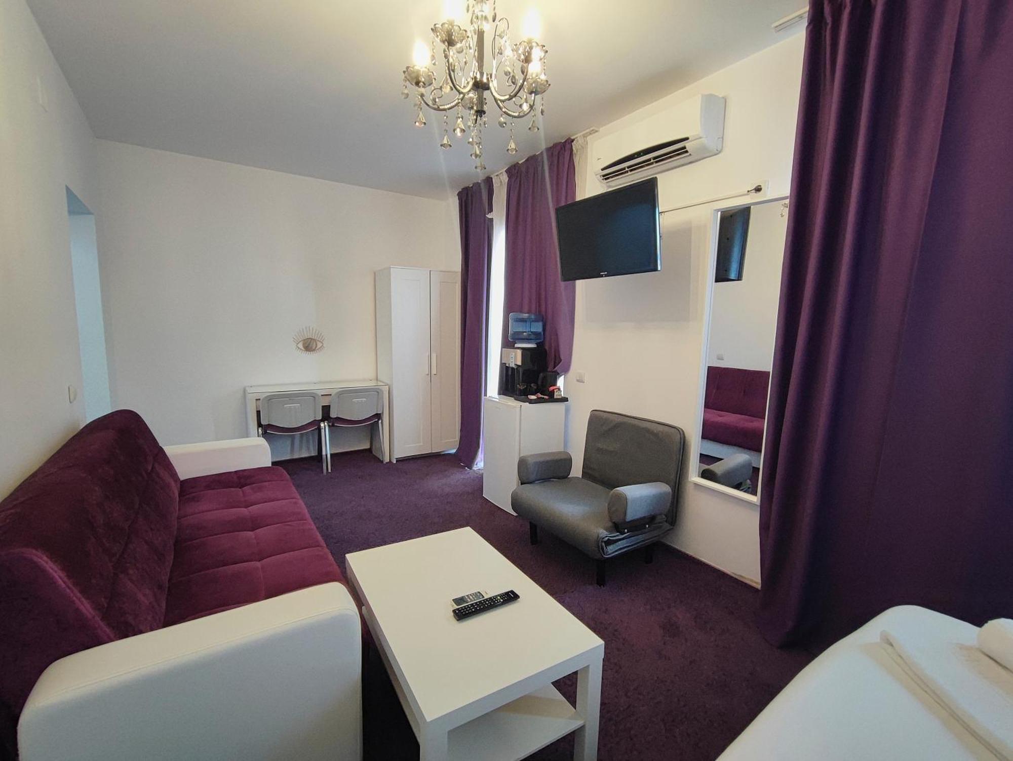 Iris Boutique Therme & Bucharest Otopeni Airport Exterior foto