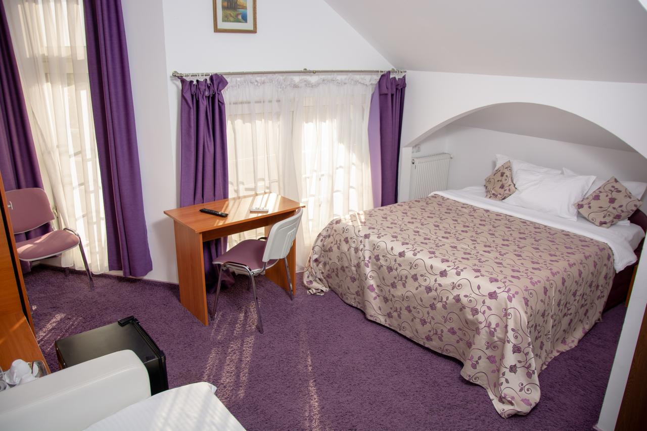 Iris Boutique Therme & Bucharest Otopeni Airport Exterior foto